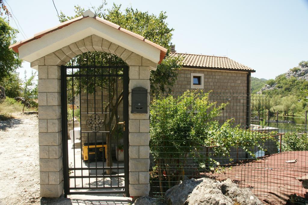 Paradise House Skadar Lake Karuc Екстер'єр фото